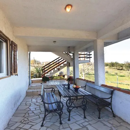 Gorgeous In With Kitchen