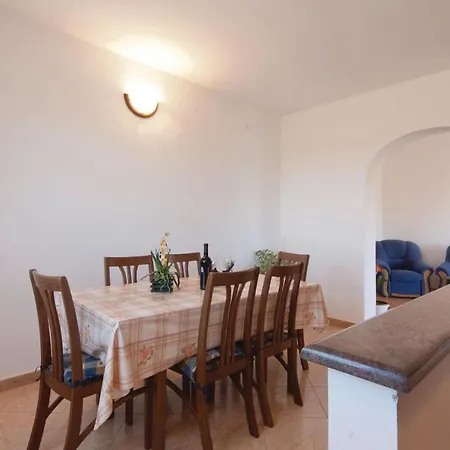 Hrboki Iii Apartament *